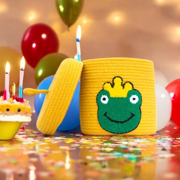 Yellow frog storage organizer basket with embroidered patch - 20x20cm - 100% recycled material
